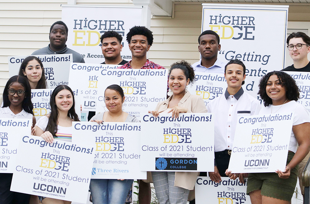 2021 Graduates of New London High School who worked with Higher Edge during high school and through the college application process.